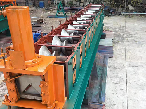 全自動角鋼成型機